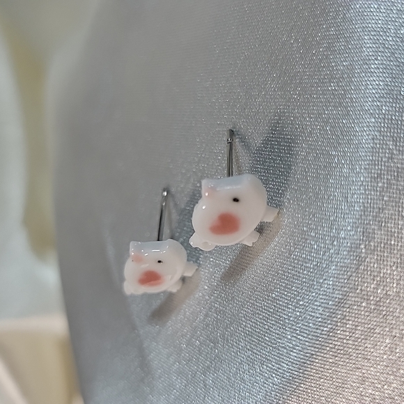Porcelain Pig Stud Earrings, handmade - Picture 5 of 5